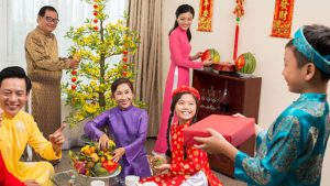 Gợi Ý Những Câu Chúc Tết Xuân Ất Tỵ 2025 Hay, Ý Nghĩa Nhất