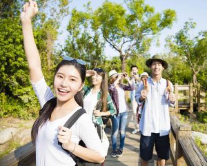 Hướng dẫn viên du lịch